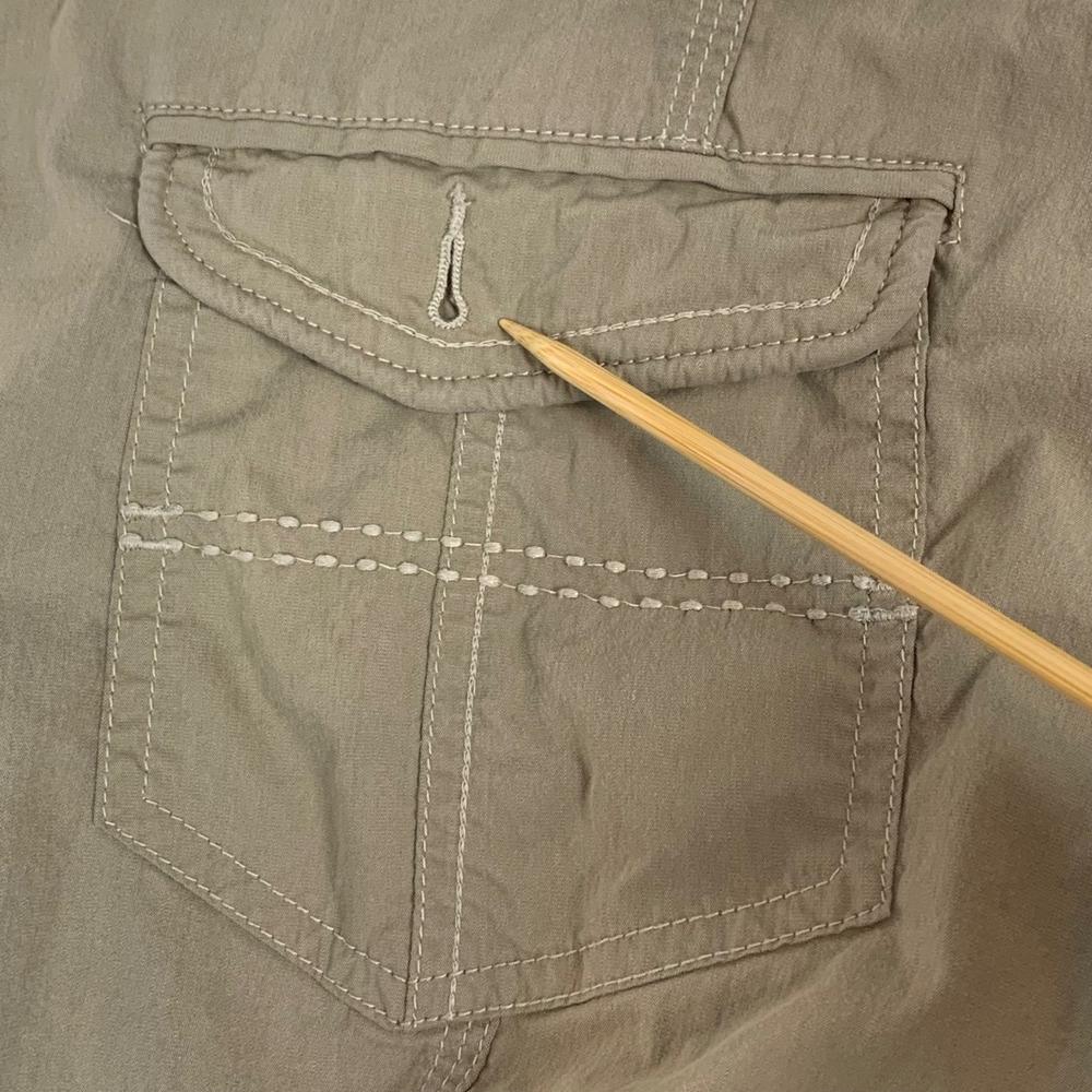 Kuhl Mova Khaki Tan Roll Up Cargo Hiking Pants Womens 14 Stretch Lightweight - Picture 13 of 14